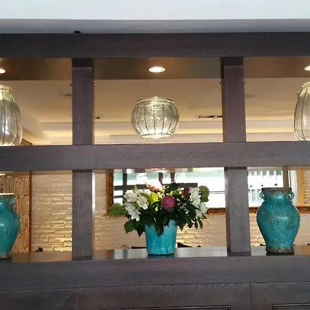 La Ciudadela Hotel *